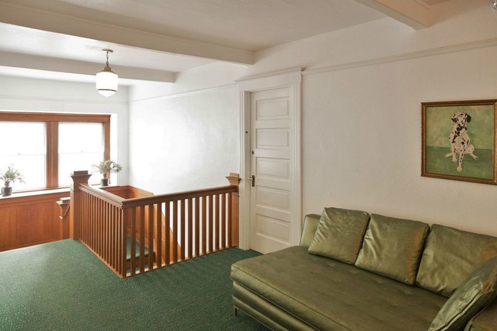 Hostel Orange Drive